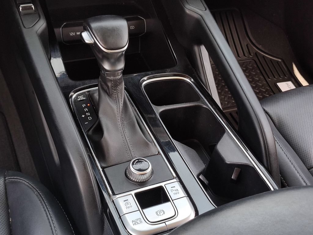 Used 2020 Kia Telluride S w/ S 8 Passenger Seating Package FWD image 28