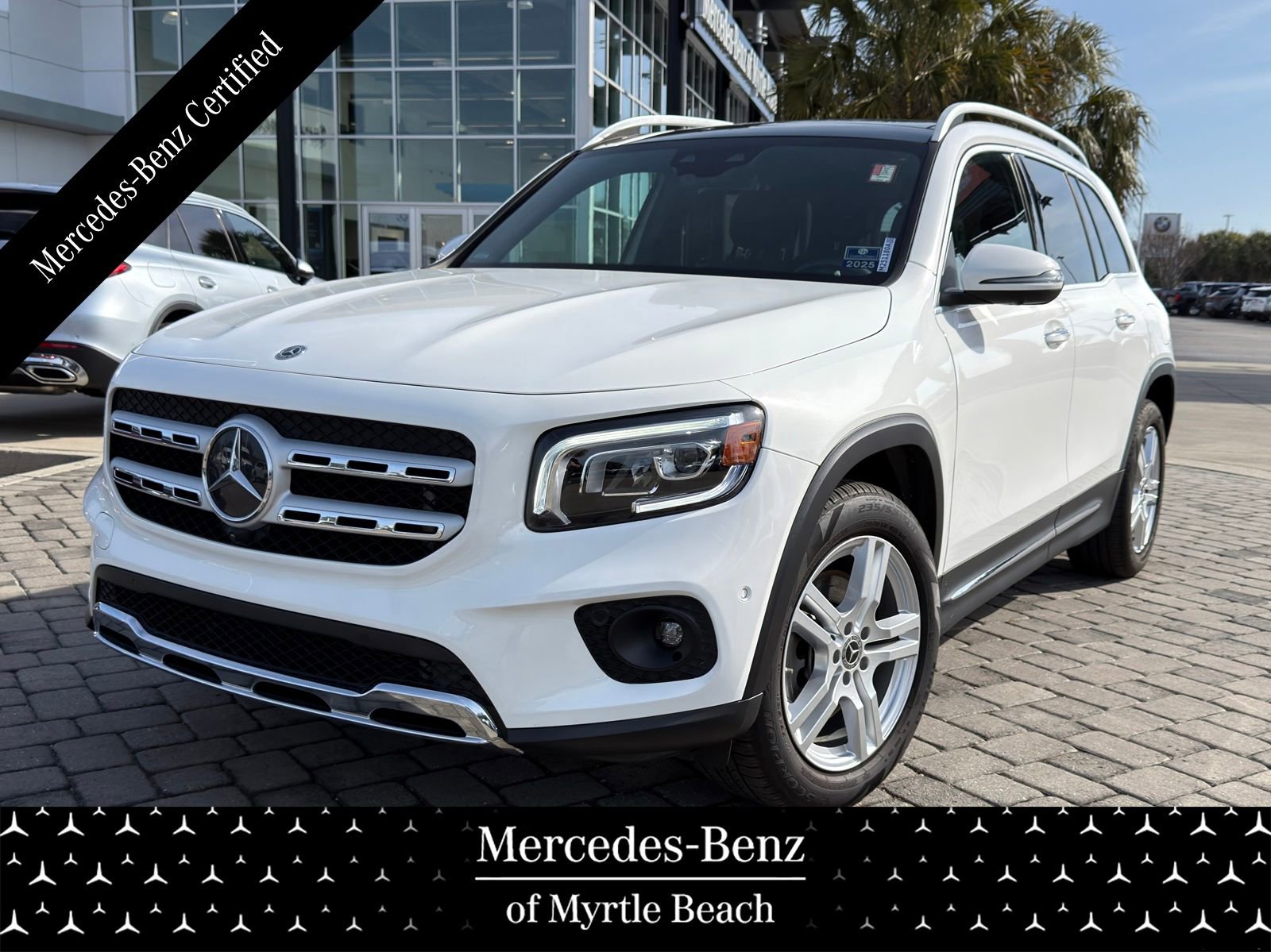 Used 2020 Mercedes-Benz GLB 250 4MATIC image 1