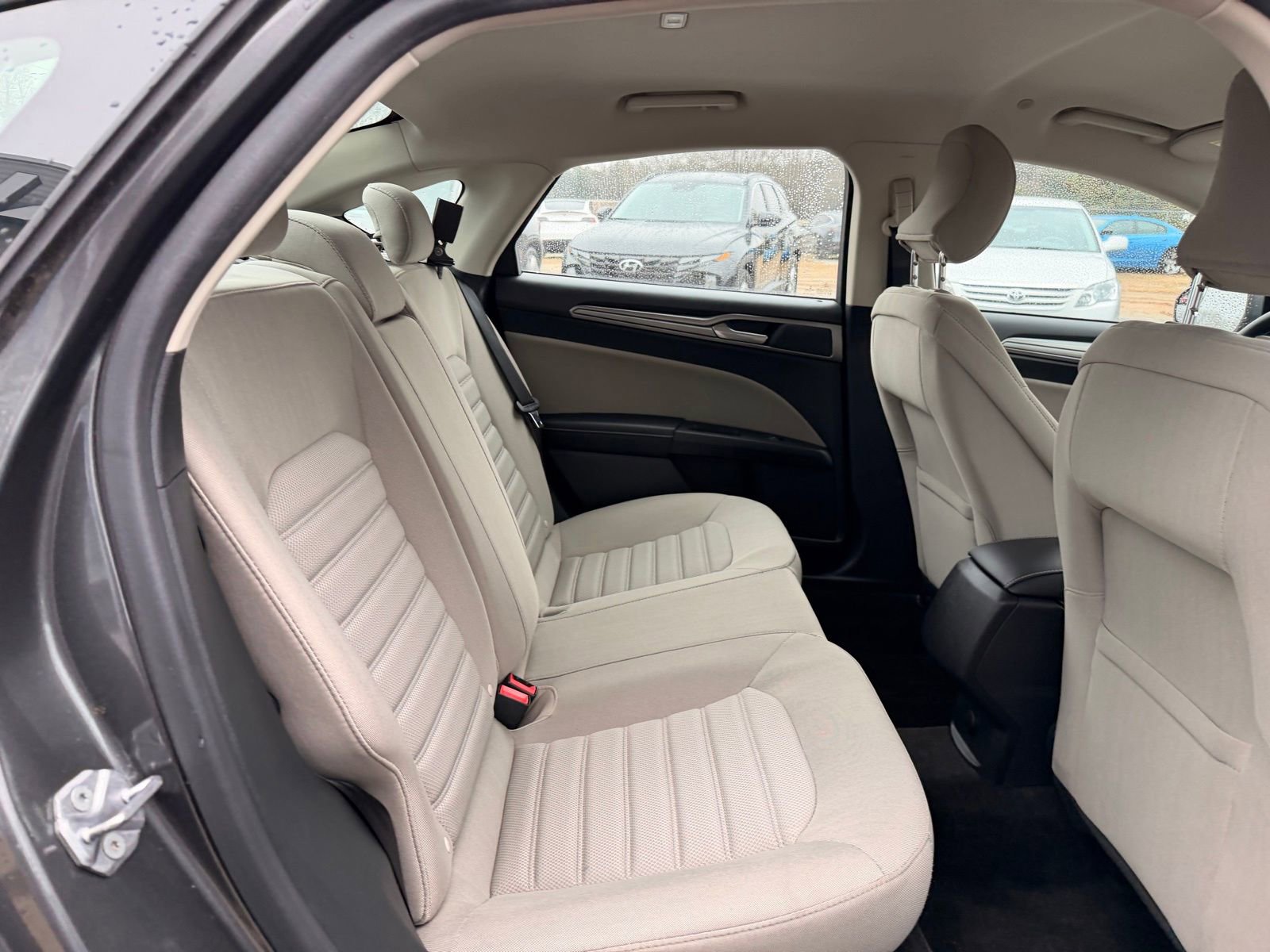 Used 2018 Ford Fusion S FWD image 16