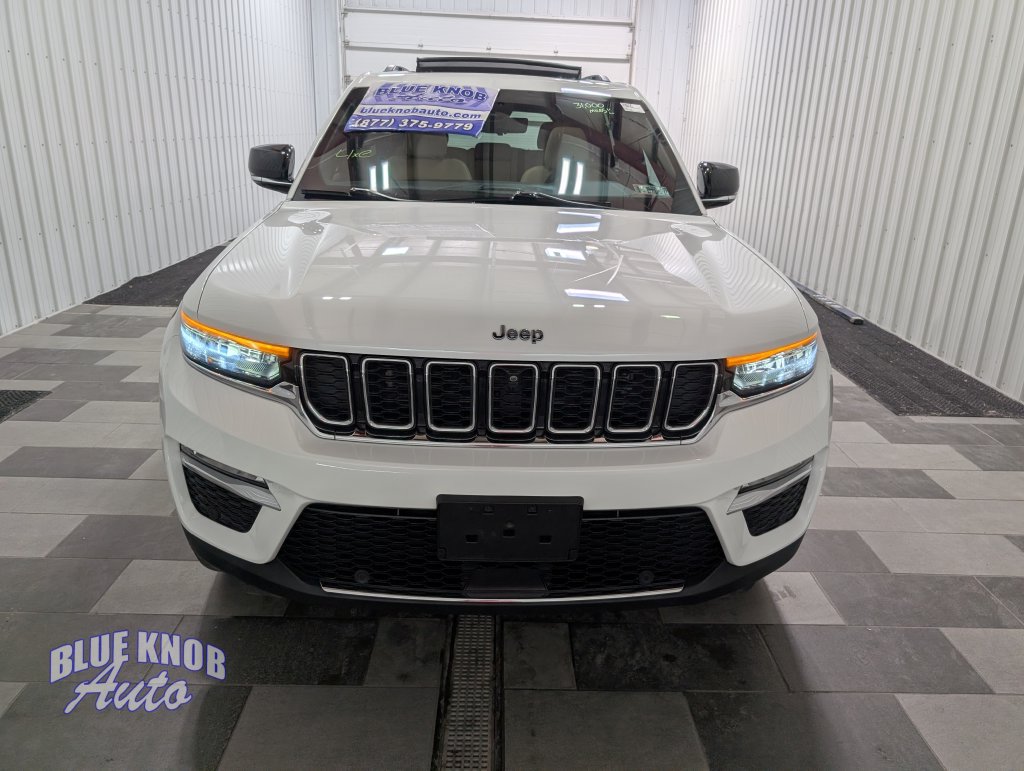 Used 2023 Jeep Grand Cherokee 4WD 4xe w/ Luxury Tech Group II image 6