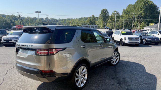 Used 2017 Land Rover Discovery First Edition AWD/4WD image 4