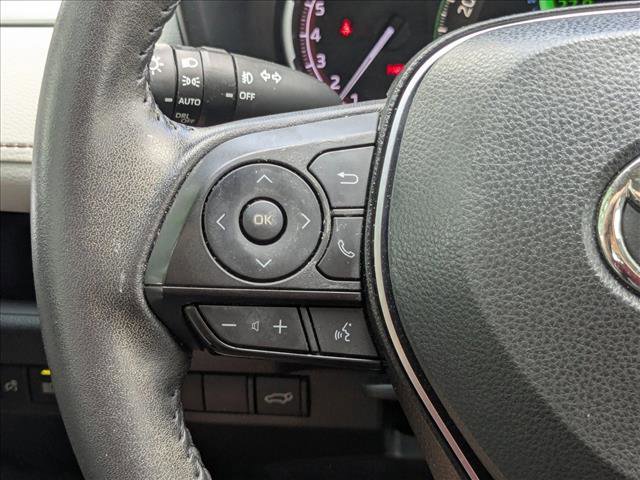 Used 2024 Toyota RAV4 XLE Premium FWD image 4