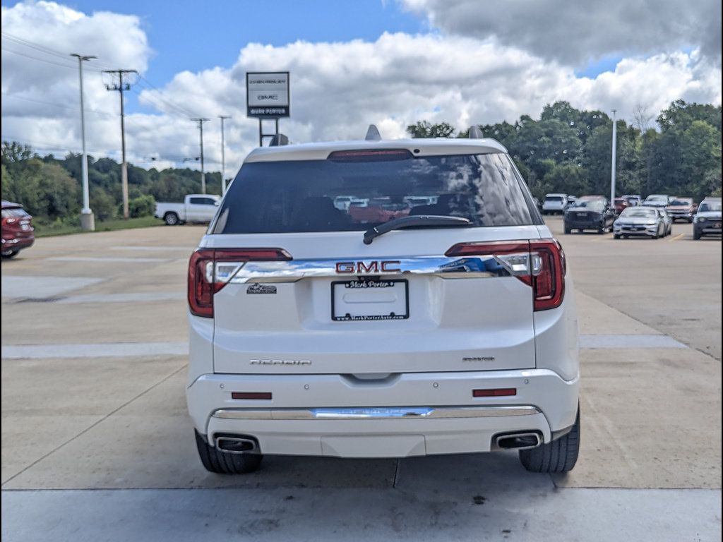 Used 2020 GMC Acadia Denali w/ Technology Package AWD/4WD image 8