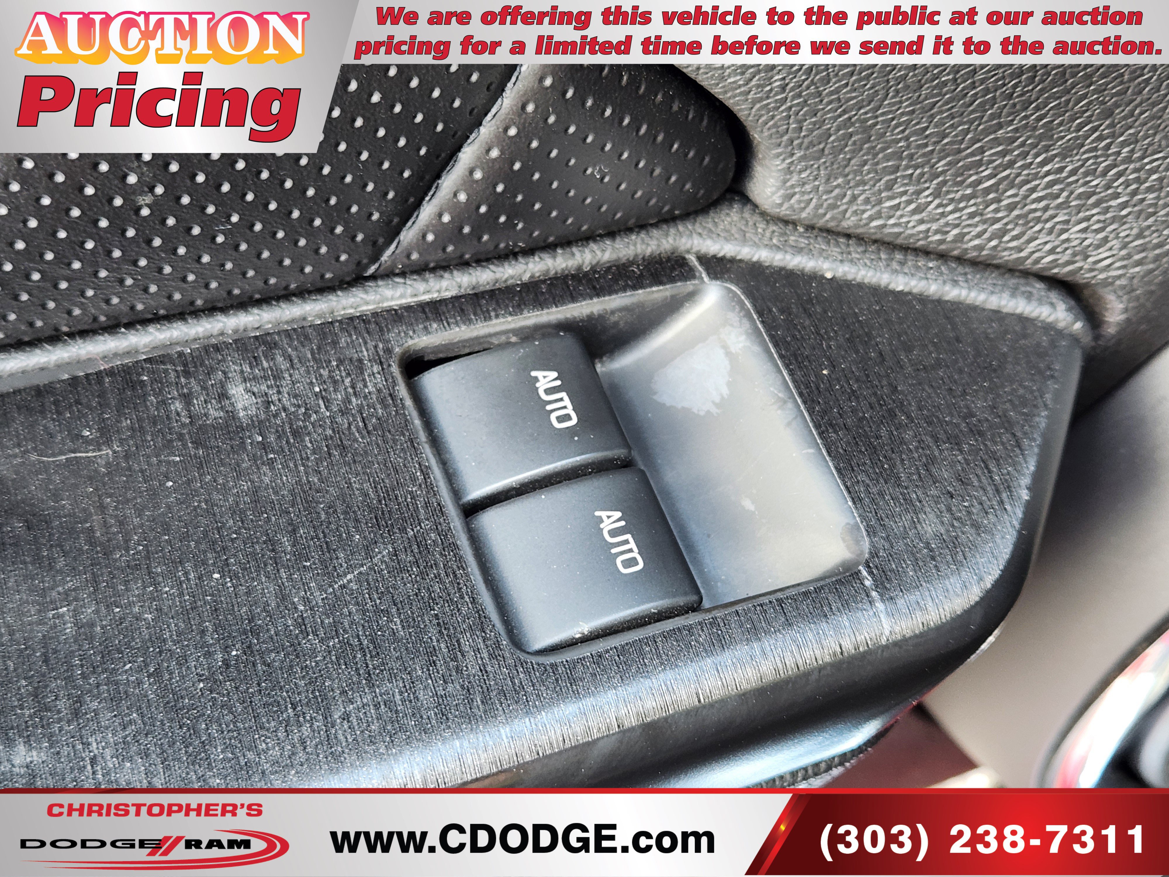 Used 2010 Ford Mustang GT RWD image 14