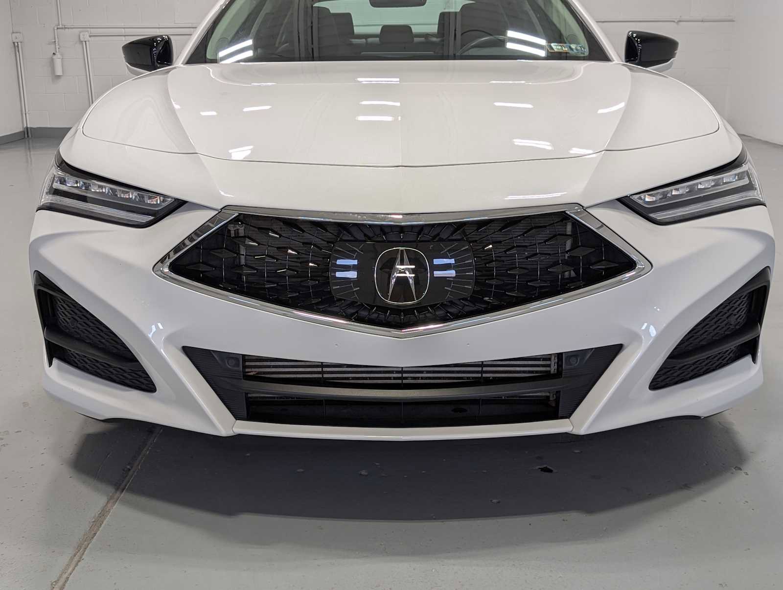 Used 2021 Acura TLX SH-AWD w/ Technology Package image 2