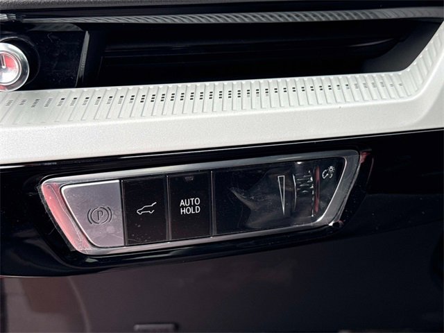 New 2026 Cadillac Optiq Sport 2 image 27