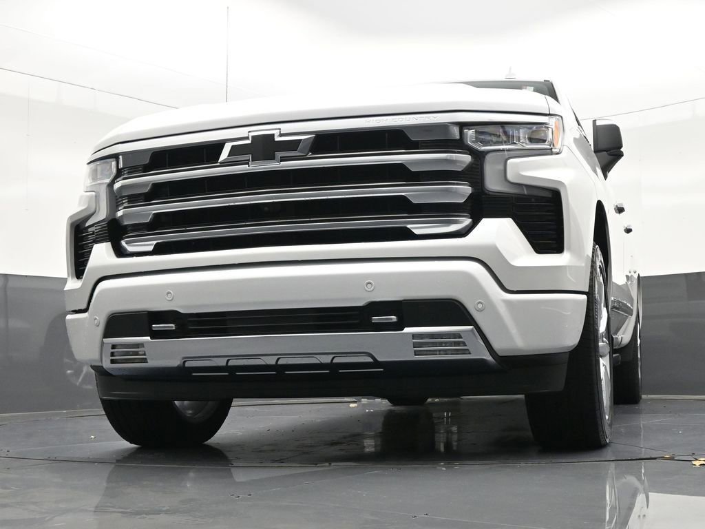 Used 2023 Chevrolet Silverado 1500 High Country w/ High Country Premium Package image 33