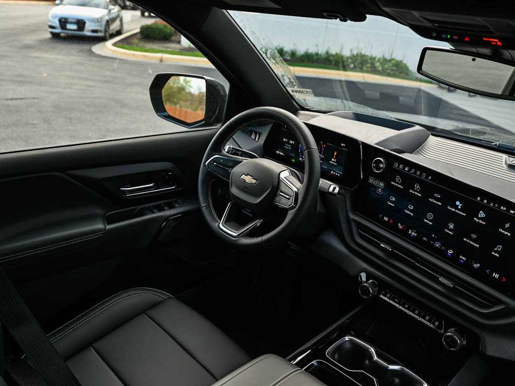 New 2026 Chevrolet Silverado EV LT image 11