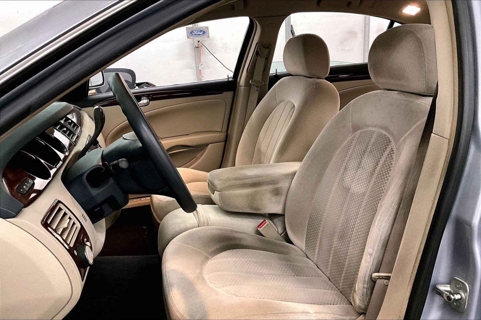 Used 2006 Buick Lucerne CX w/ Driver Confidence Package image 25