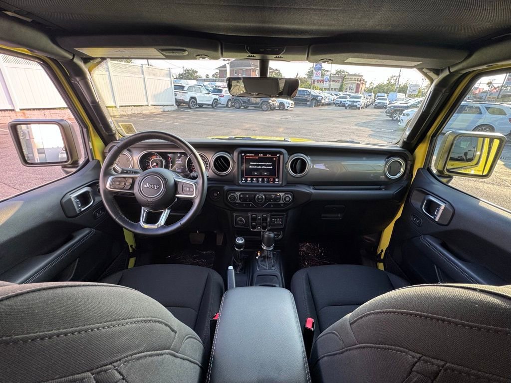 Certified 2022 Jeep Wrangler Unlimited Sahara w/ LED Lighting Group image 24