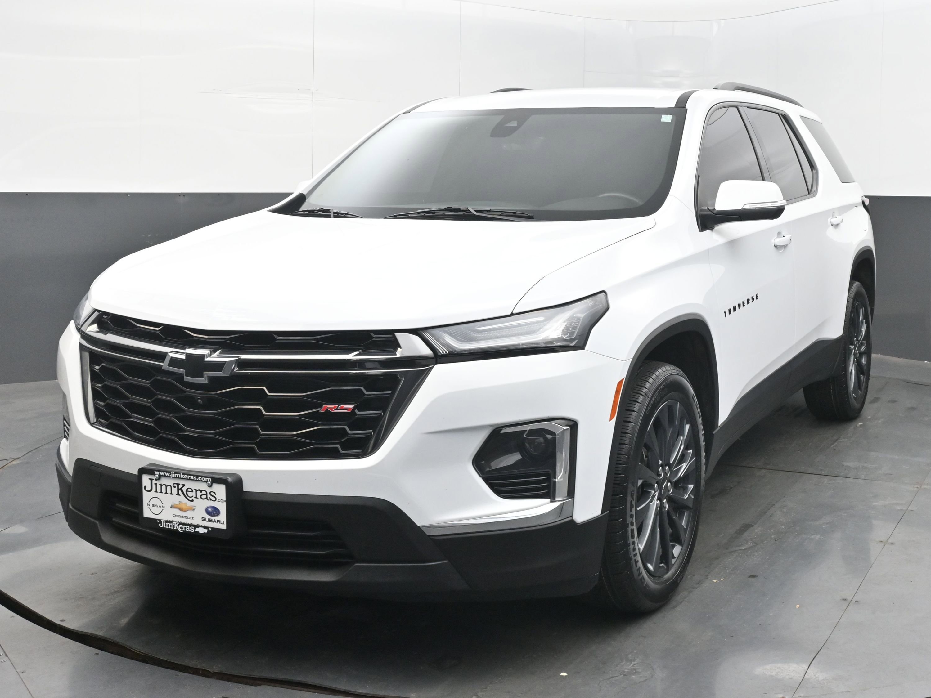 Used 2023 Chevrolet Traverse RS image 4