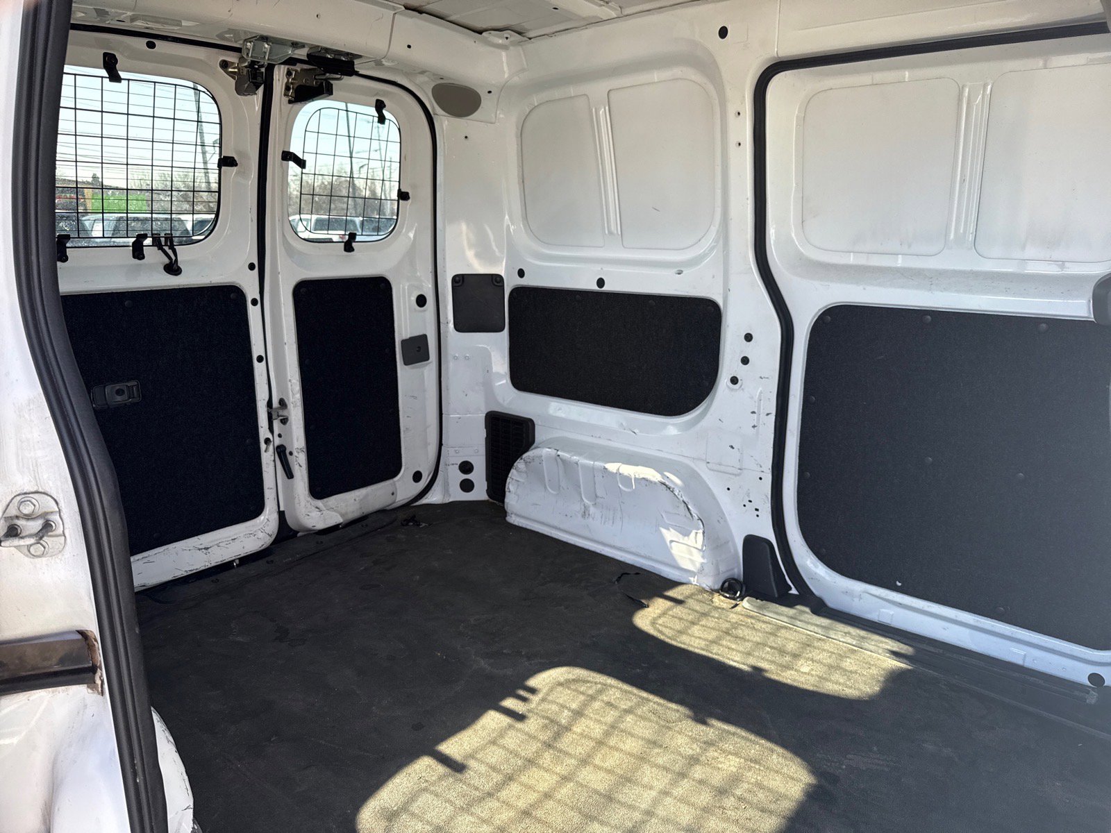 Used 2017 Chevrolet City Express LS image 33