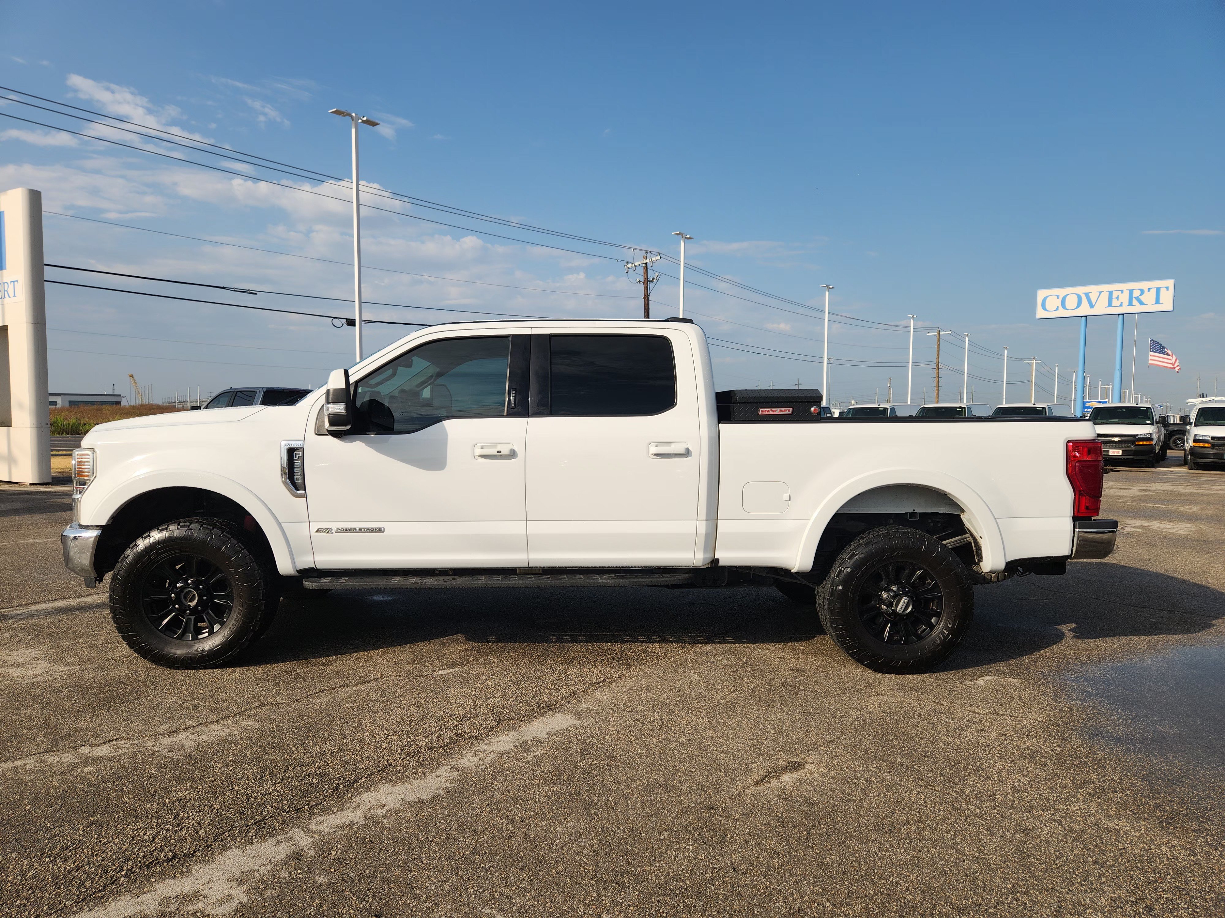 Used 2022 Ford F350 Lariat w/ Tremor Off-Road Package AWD/4WD image 4