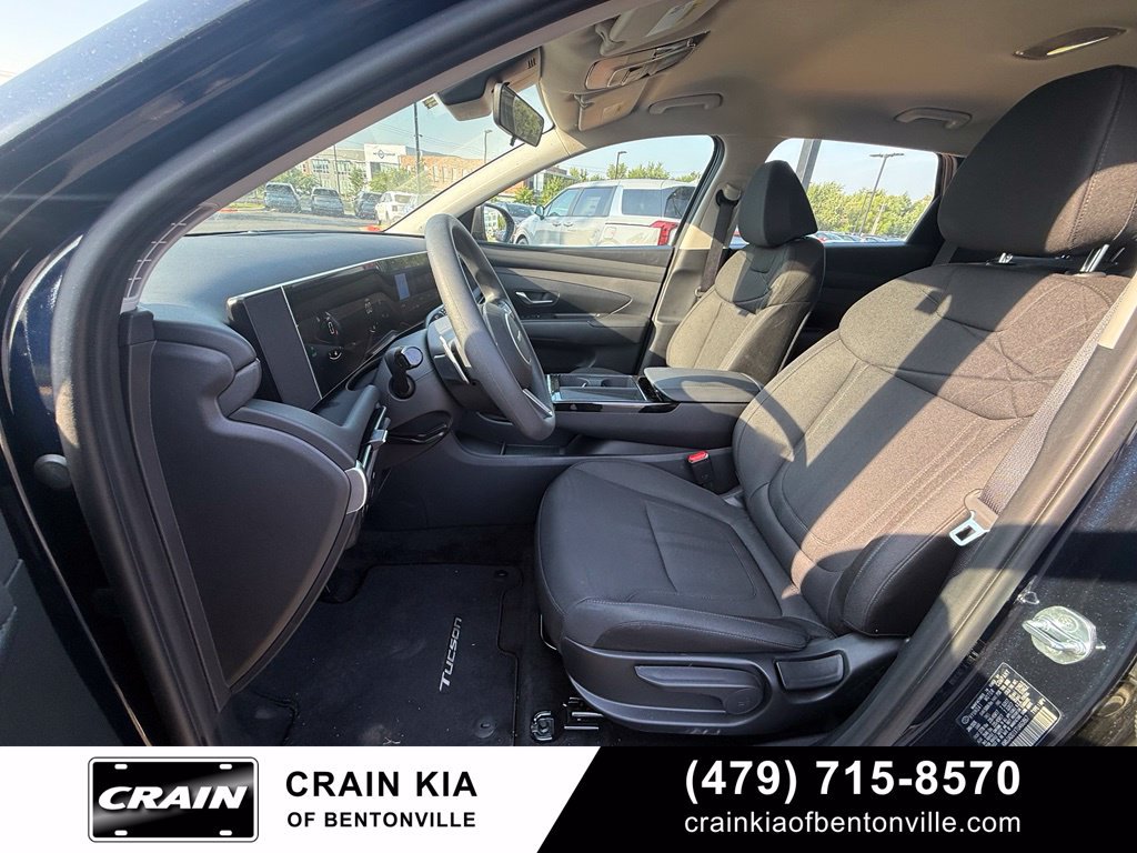 Used 2026 Hyundai Tucson Blue SE w/ Tow & Go Package AWD/4WD image 21
