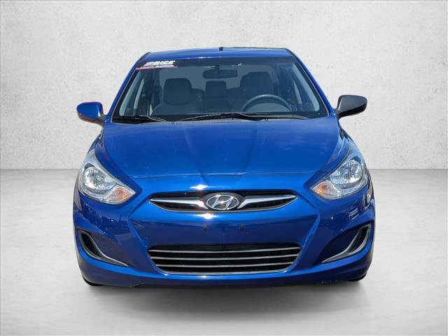 Used 2012 Hyundai Accent GLS w/ Comfort Pkg 2 FWD image 2