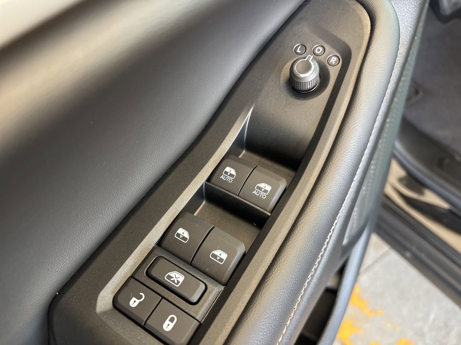 New 2026 Jeep Grand Cherokee L Limited w/ Limited Altitude Package image 12