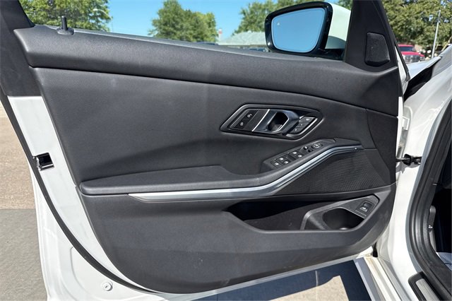 Used 2024 BMW 330i Sedan image 20