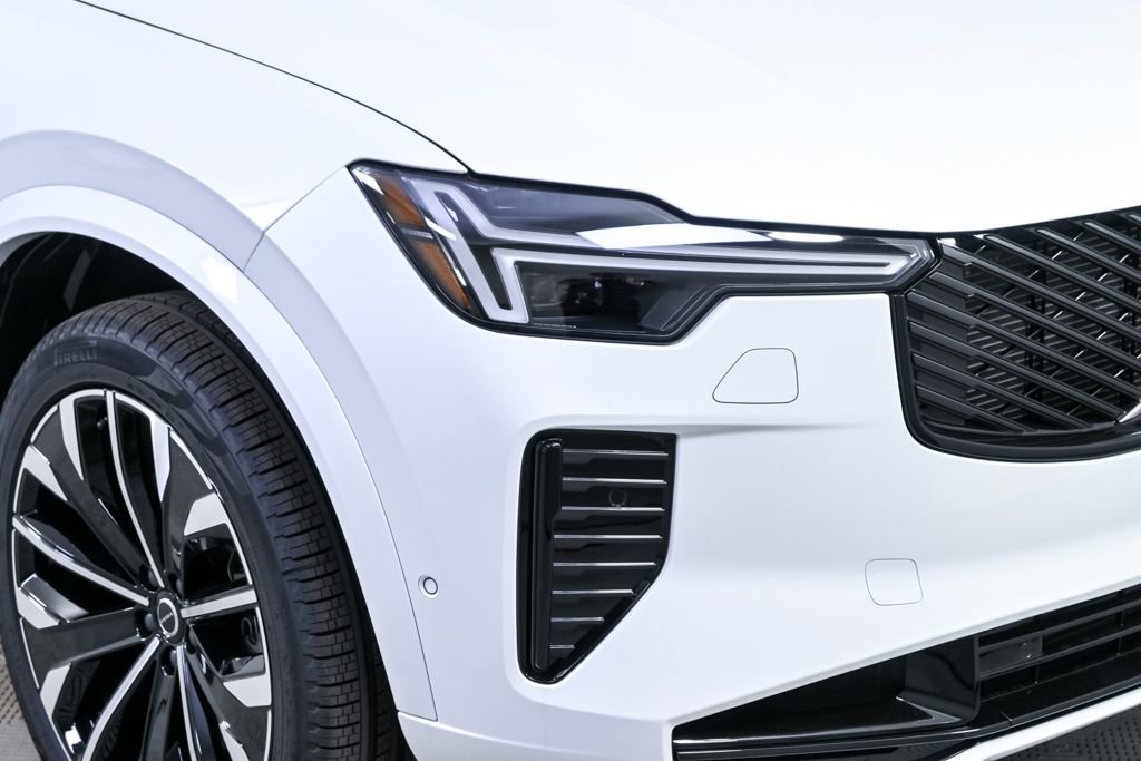New 2026 Volvo XC90 T8 Ultra w/ Protection Package Premier image 40