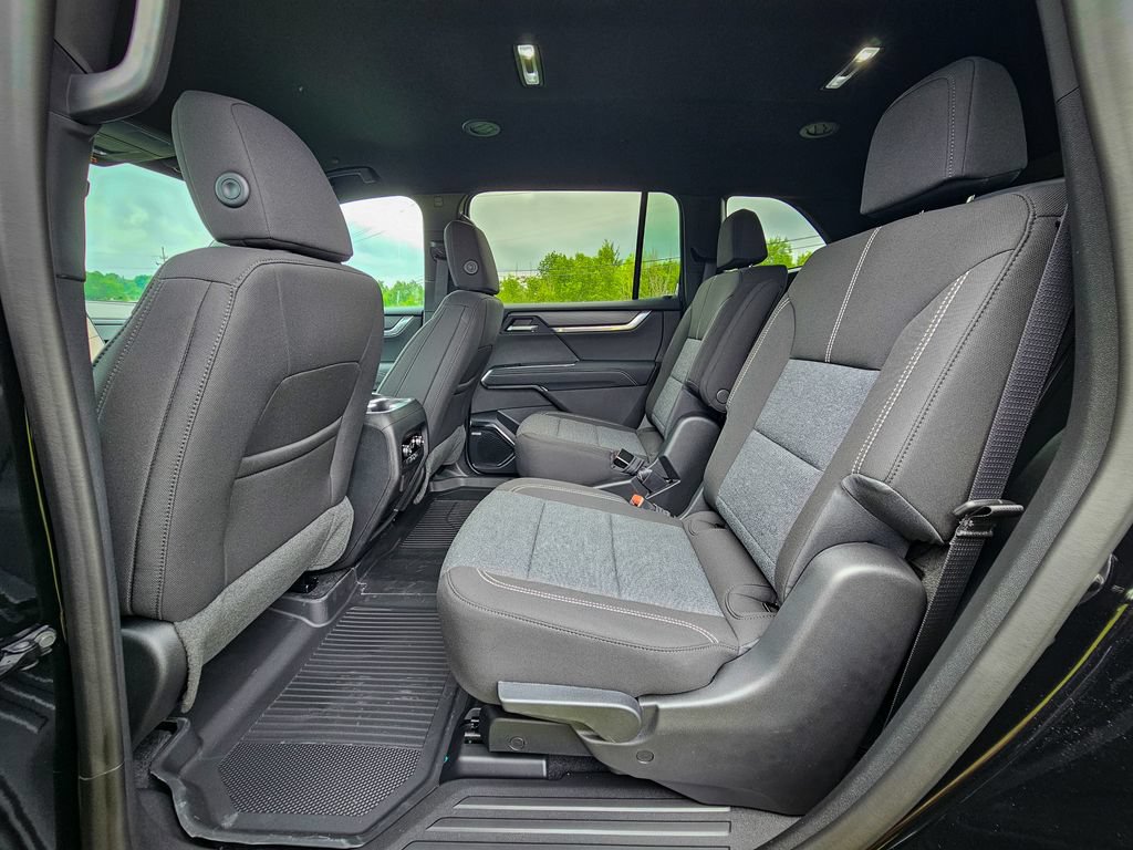 New 2026 GMC Acadia Elevation w/ LPO, Floor Liner Package AWD/4WD image 32