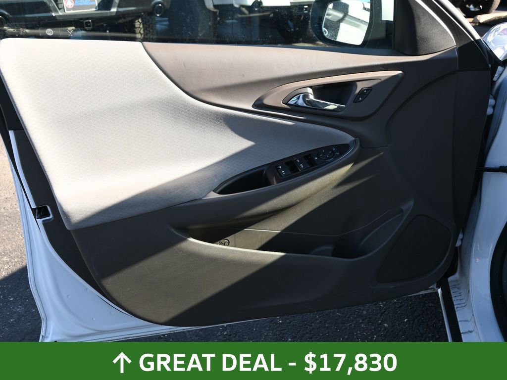 Used 2024 Chevrolet Malibu LT image 20