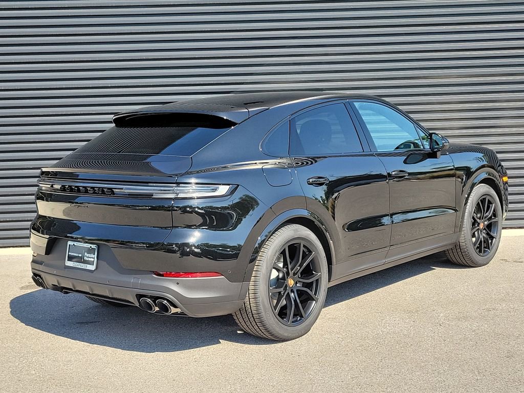 New 2026 Porsche Cayenne Coupe AWD/4WD image 7