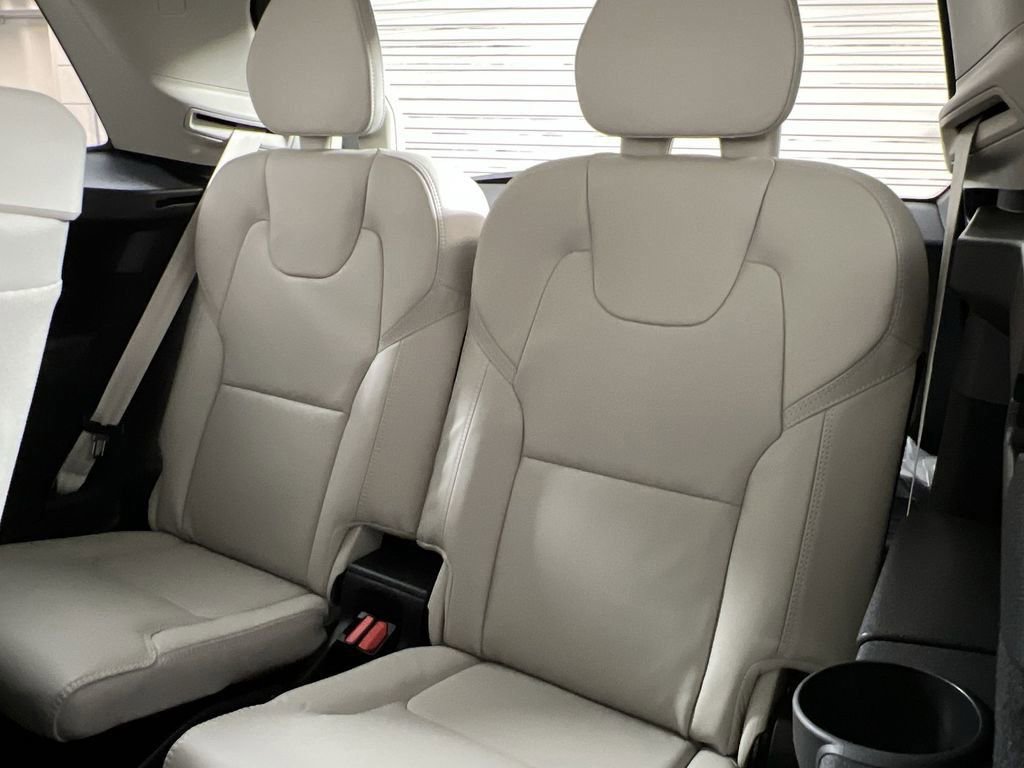 New 2026 Volvo XC90 T8 Ultra w/ Protection Package Premier image 23