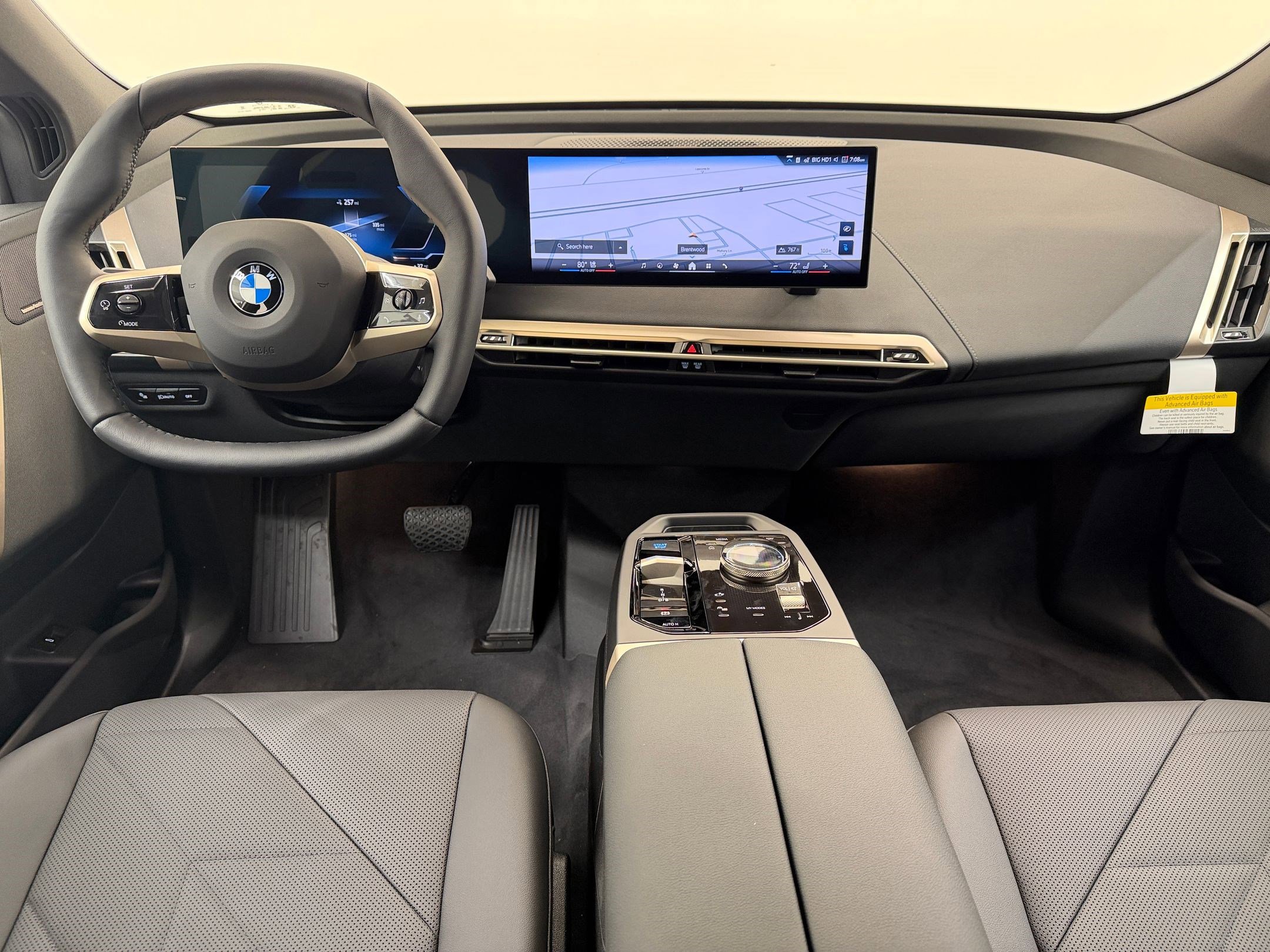 New 2026 BMW iX xDrive45 image 16