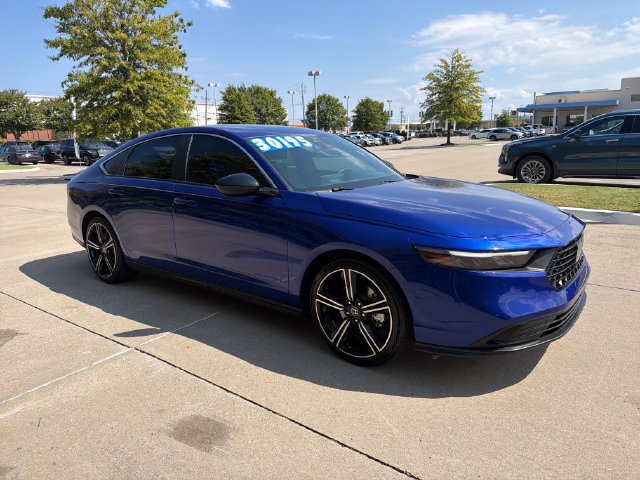 Certified 2025 Honda Accord Sport image 7