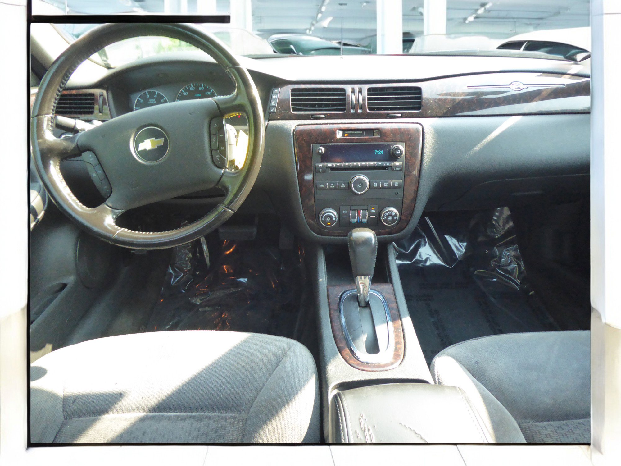 Used 2012 Chevrolet Impala LT w/ LT Sunroof Package image 13