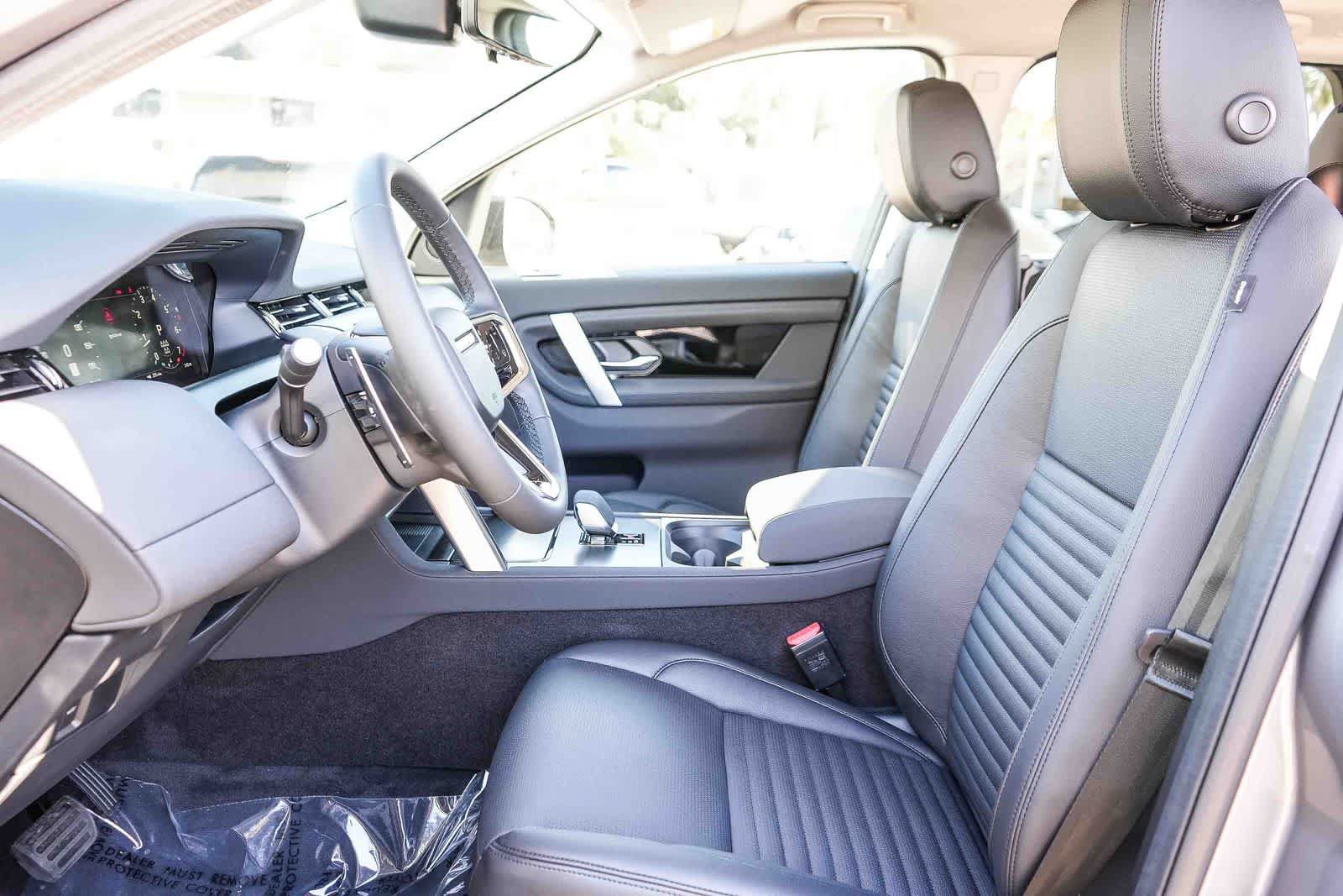 New 2025 Land Rover Discovery Sport S AWD/4WD image 15