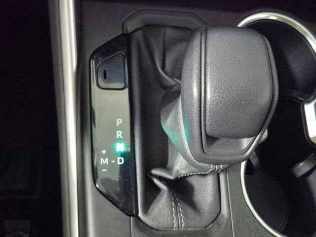 Used 2023 Toyota Highlander L image 18