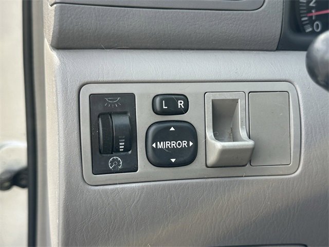 Used 2003 Toyota Corolla CE image 14