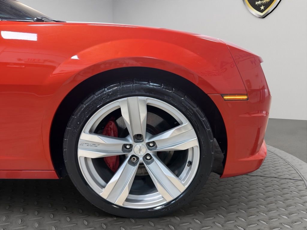 Used 2013 Chevrolet Camaro SS w/ RS Package image 21