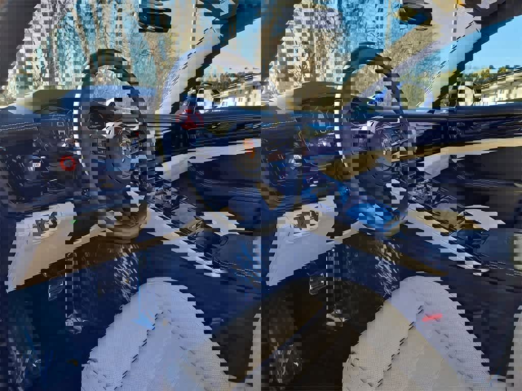 New 2026 Porsche Panamera 4 image 4