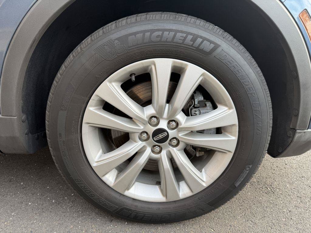 Used 2018 Lincoln MKX Premiere FWD image 12