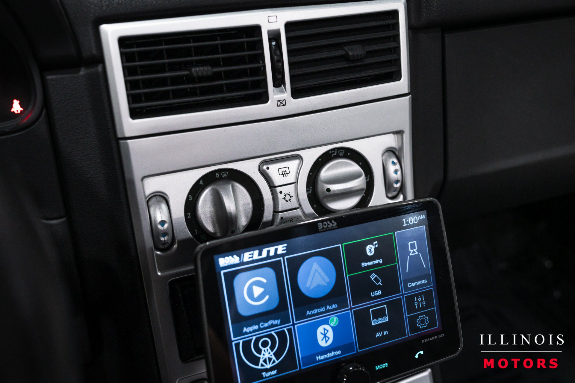 Used 2005 Chrysler Crossfire SRT-6 RWD image 23