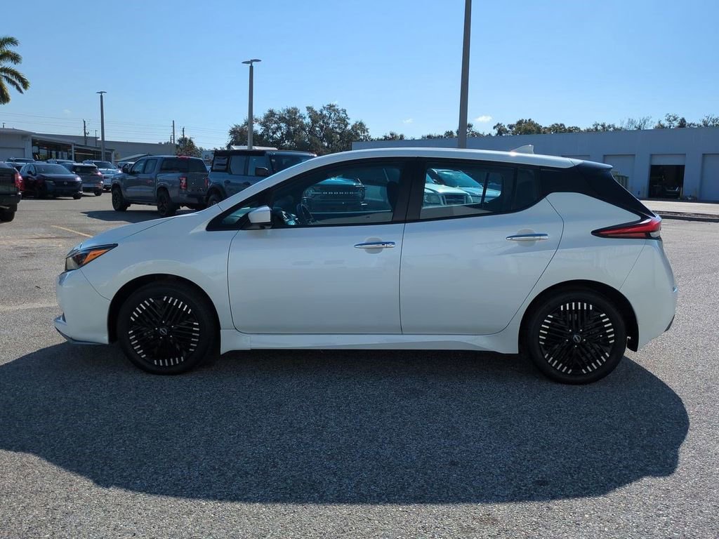 Certified 2023 Nissan Leaf SV Plus image 8