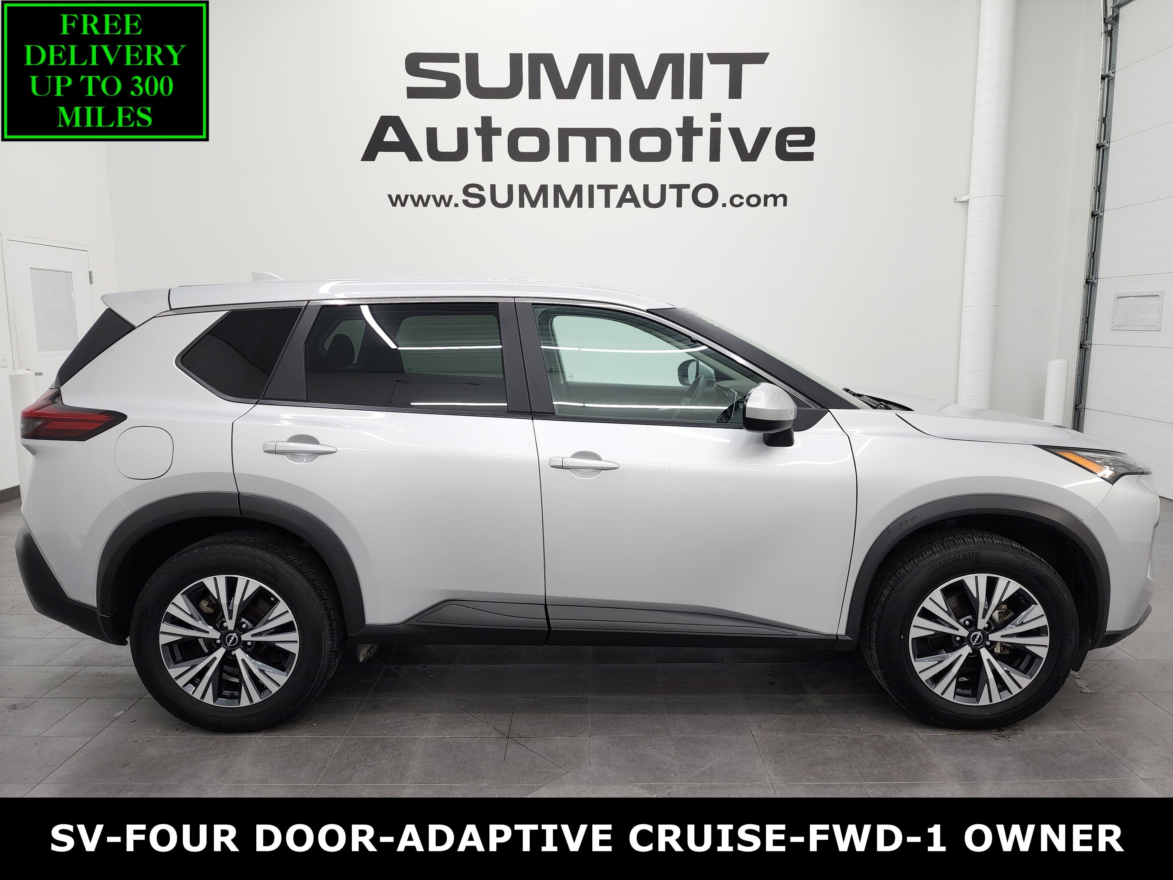 Used 2023 Nissan Rogue SV image 1