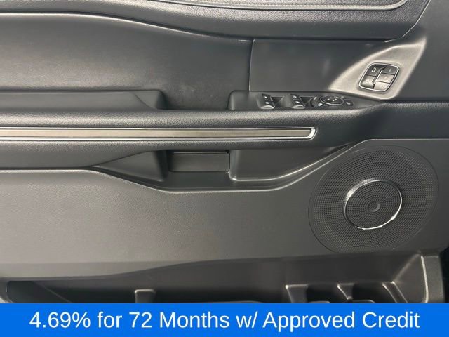 Used 2023 Ford Expedition XLT image 25