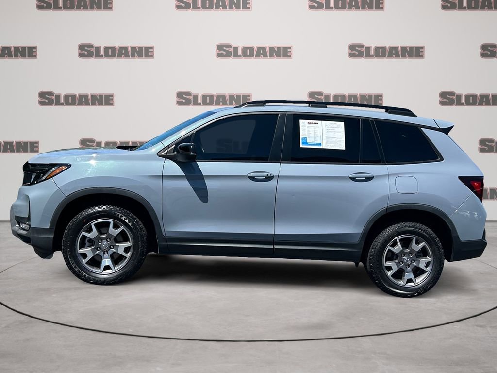 Used 2023 Honda Passport TrailSport image 2