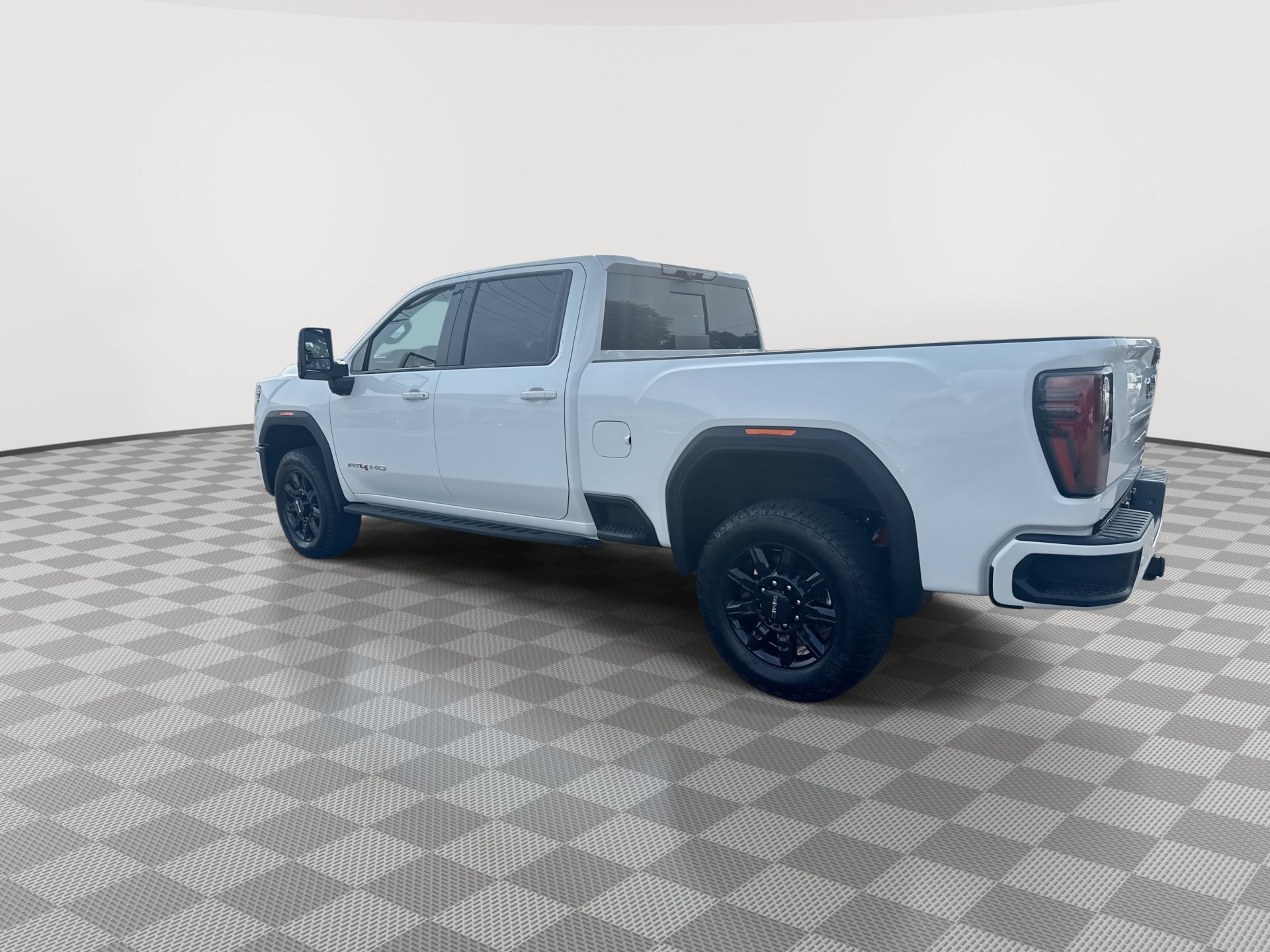 New 2026 GMC Sierra 2500 AT4 w/ AT4 Premium Plus Package AWD/4WD image 6