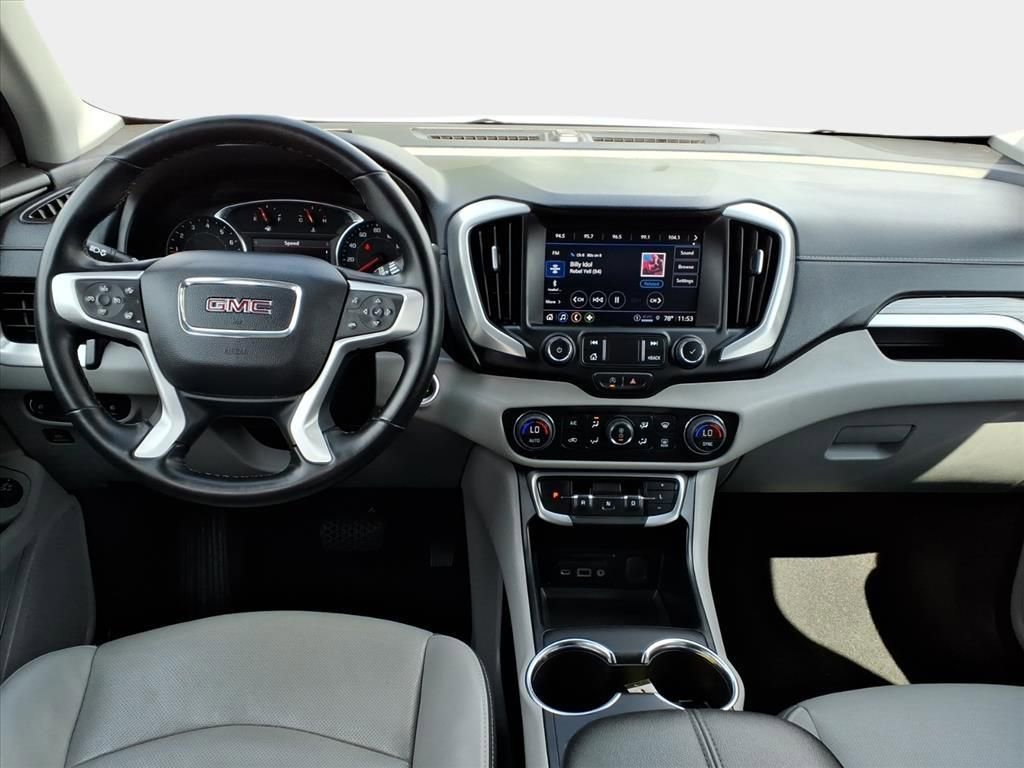 Used 2024 GMC Terrain SLT image 14