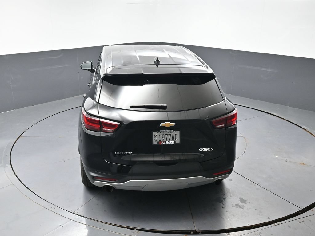 Used 2025 Chevrolet Blazer LT FWD image 48