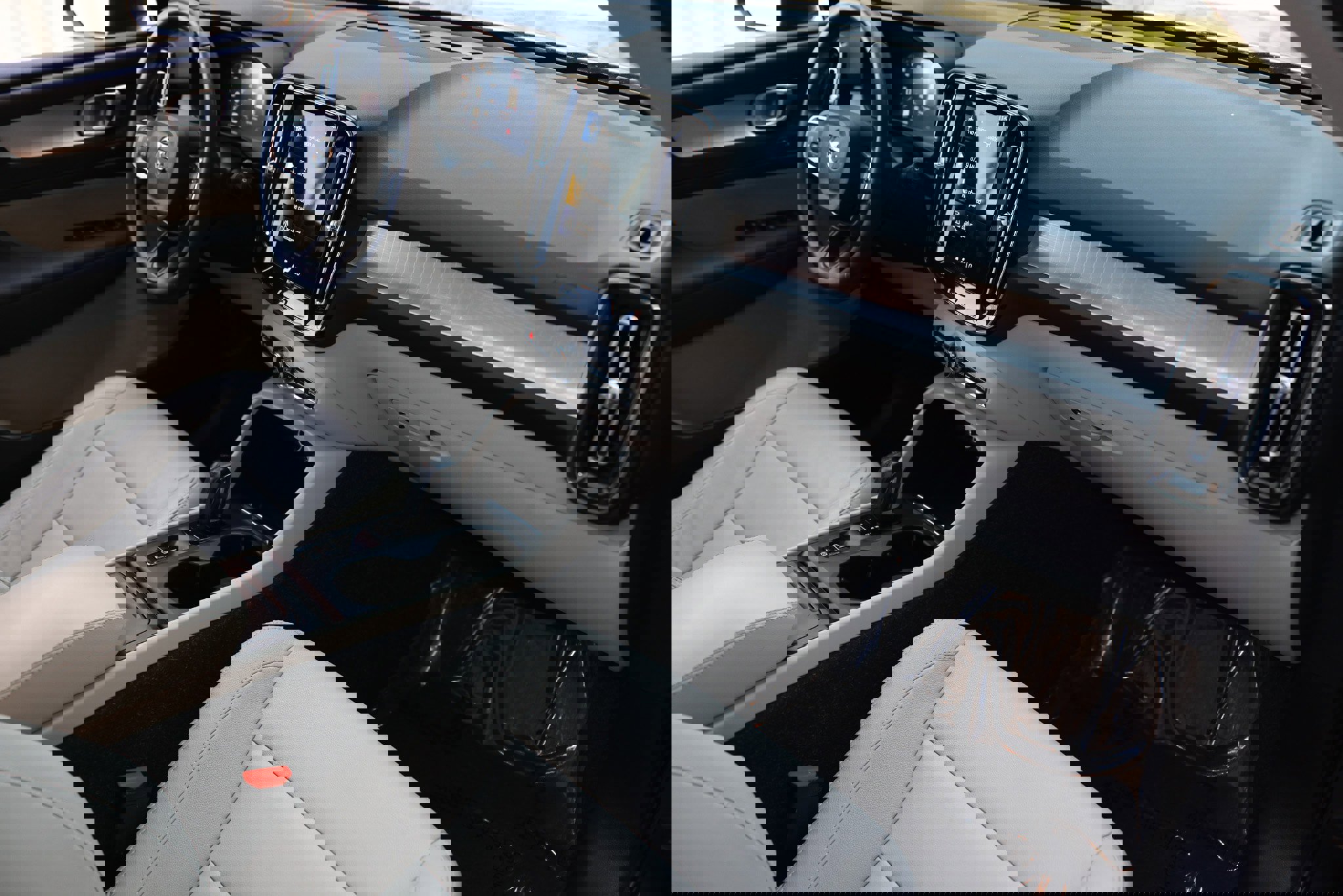 Used 2021 Volvo XC40 T4 Momentum w/ Protection Package Premier image 21