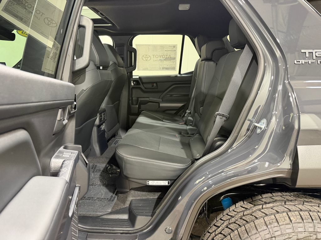 New 2026 Toyota 4Runner TRD Off-Road Premium AWD/4WD image 33