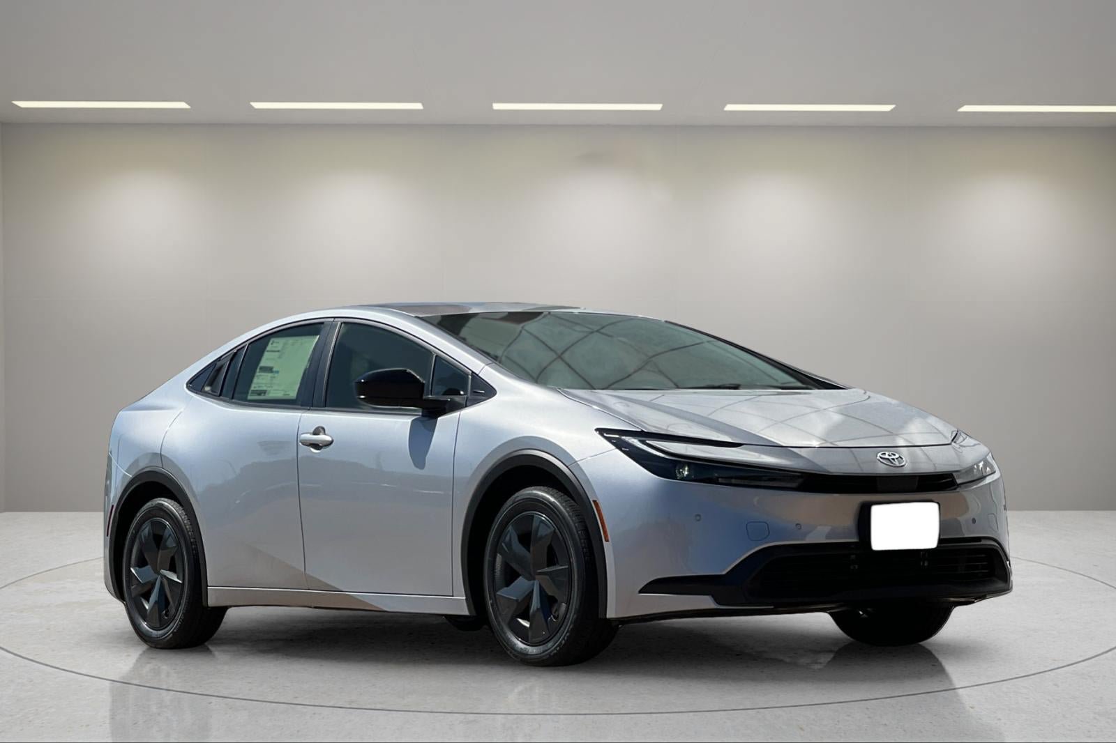 New 2026 Toyota Prius LE FWD image 8