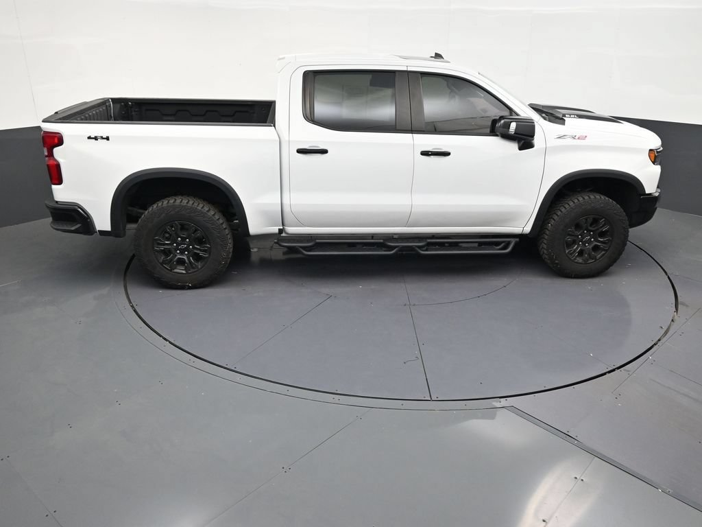 Used 2025 Chevrolet Silverado 1500 ZR2 w/ Technology Package AWD/4WD image 17