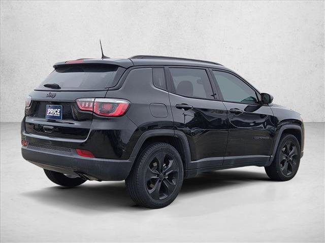 Used 2019 Jeep Compass Latitude FWD image 5