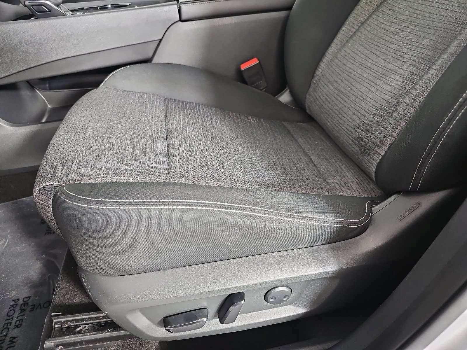 Used 2021 Nissan Rogue SV FWD image 27