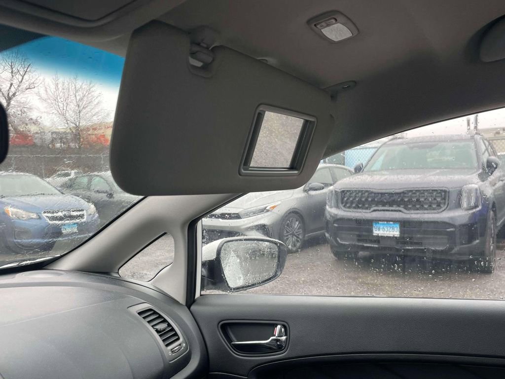 Used 2016 Kia Forte LX image 30